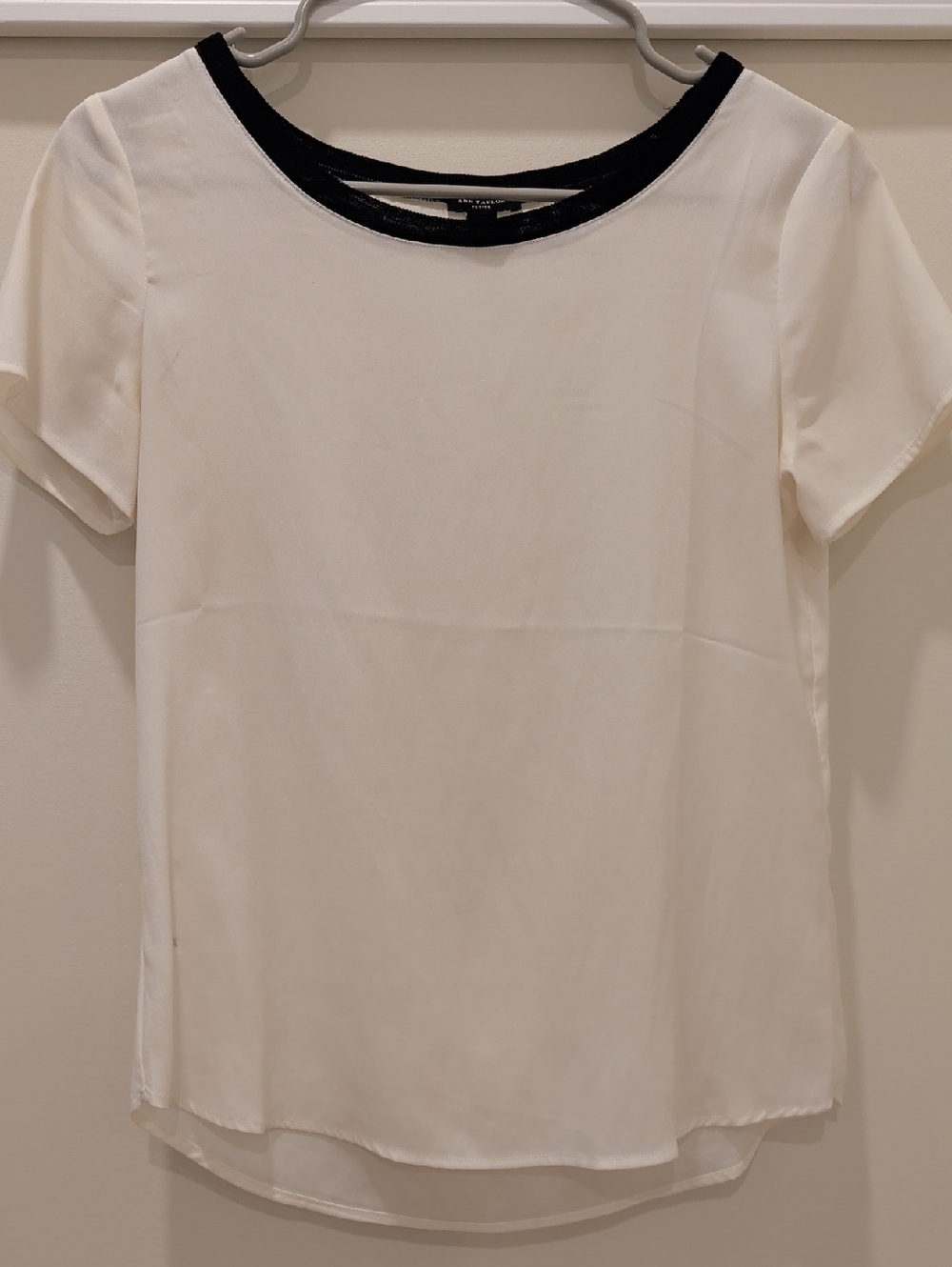 Ann Taylor Cream Short-Sleeve Blouse with Black Neck Trim